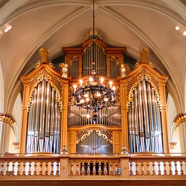 Бах органная музыка лучшее. Органный концерт Бах 18 век.
